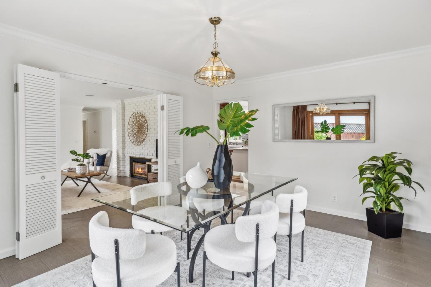 Detail Gallery Image 10 of 31 For 2290 Westmoreland Dr, San Jose,  CA 95124 - 4 Beds | 2/1 Baths