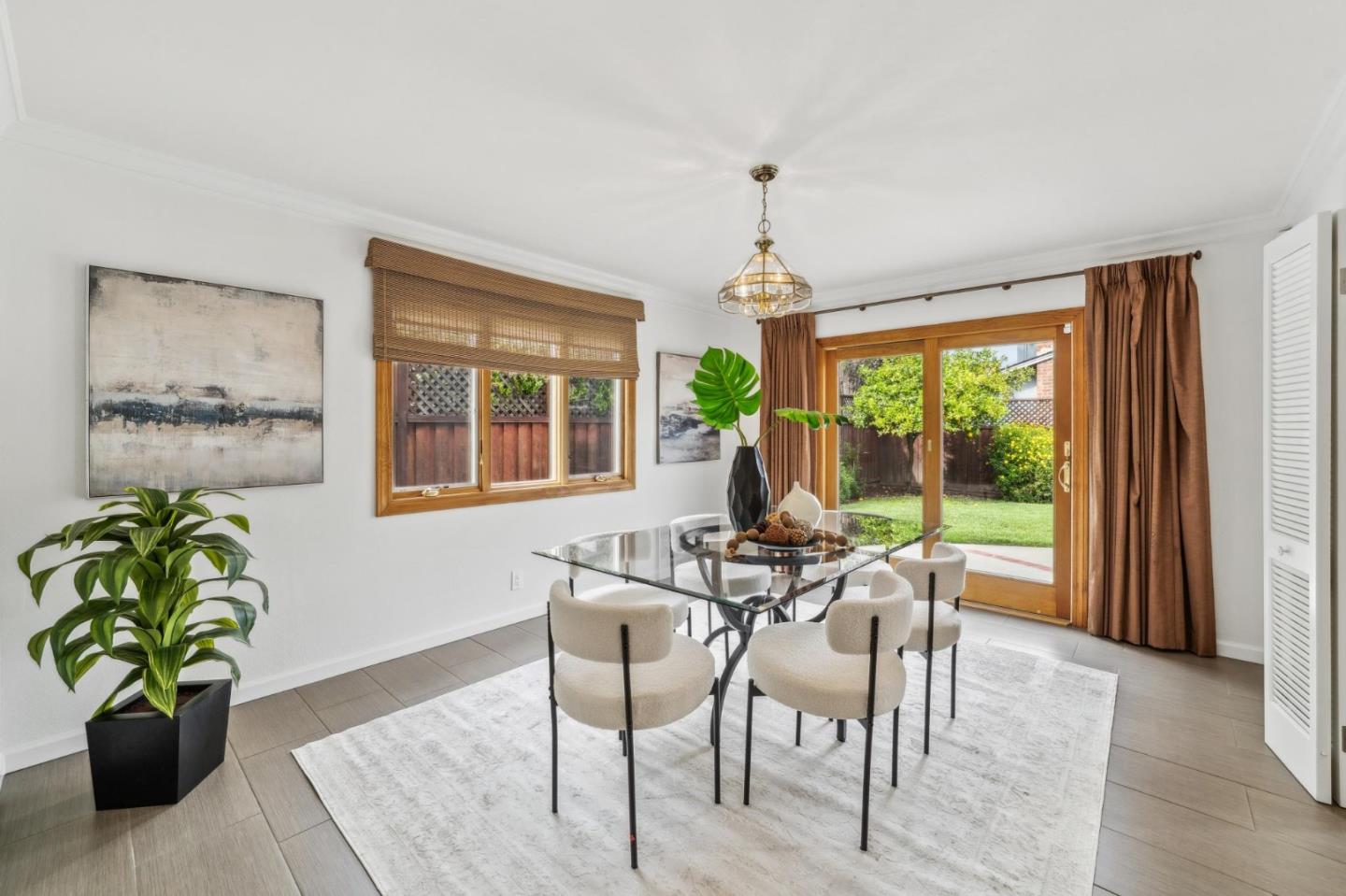 Detail Gallery Image 9 of 31 For 2290 Westmoreland Dr, San Jose,  CA 95124 - 4 Beds | 2/1 Baths
