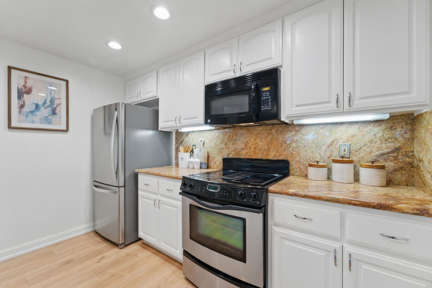 Detail Gallery Image 9 of 35 For 3715 Terstena Pl #304,  Santa Clara,  CA 95051 - 2 Beds | 2 Baths