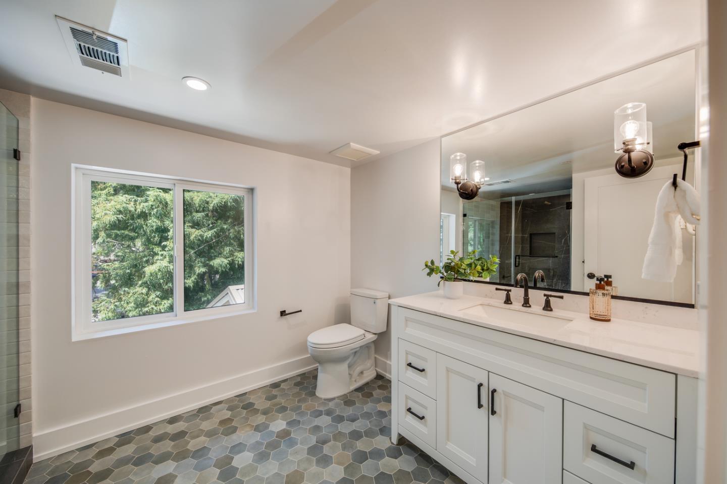 Detail Gallery Image 55 of 80 For 846 Portola Rd, Portola Valley,  CA 94028 - 3 Beds | 4/1 Baths
