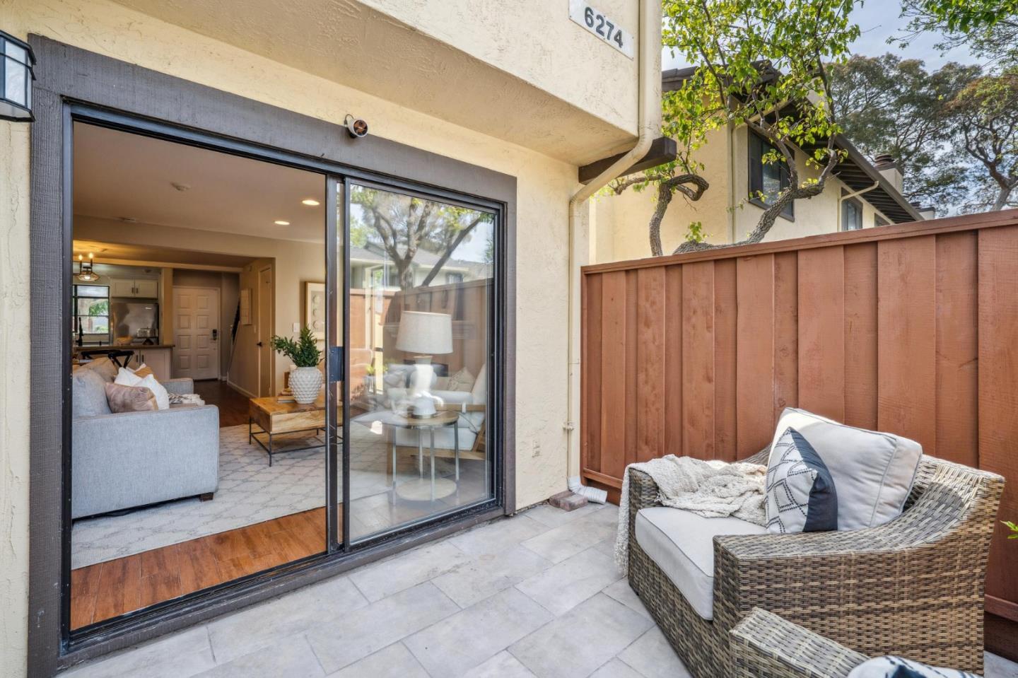 Detail Gallery Image 13 of 58 For 6274 Joaquin Murieta Ave a,  Newark,  CA 94560 - 2 Beds | 1/1 Baths