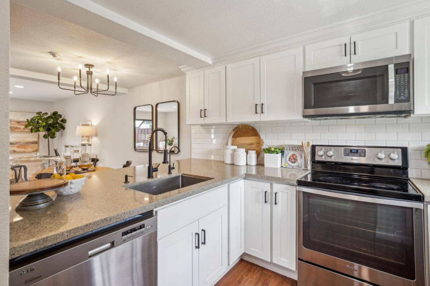 Detail Gallery Image 21 of 58 For 6274 Joaquin Murieta Ave a,  Newark,  CA 94560 - 2 Beds | 1/1 Baths