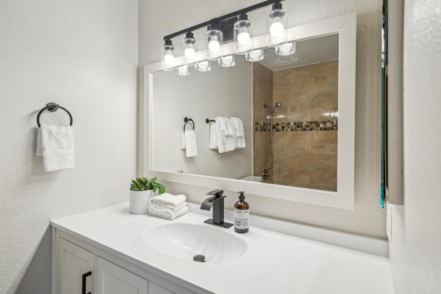 Detail Gallery Image 36 of 58 For 6274 Joaquin Murieta Ave a,  Newark,  CA 94560 - 2 Beds | 1/1 Baths