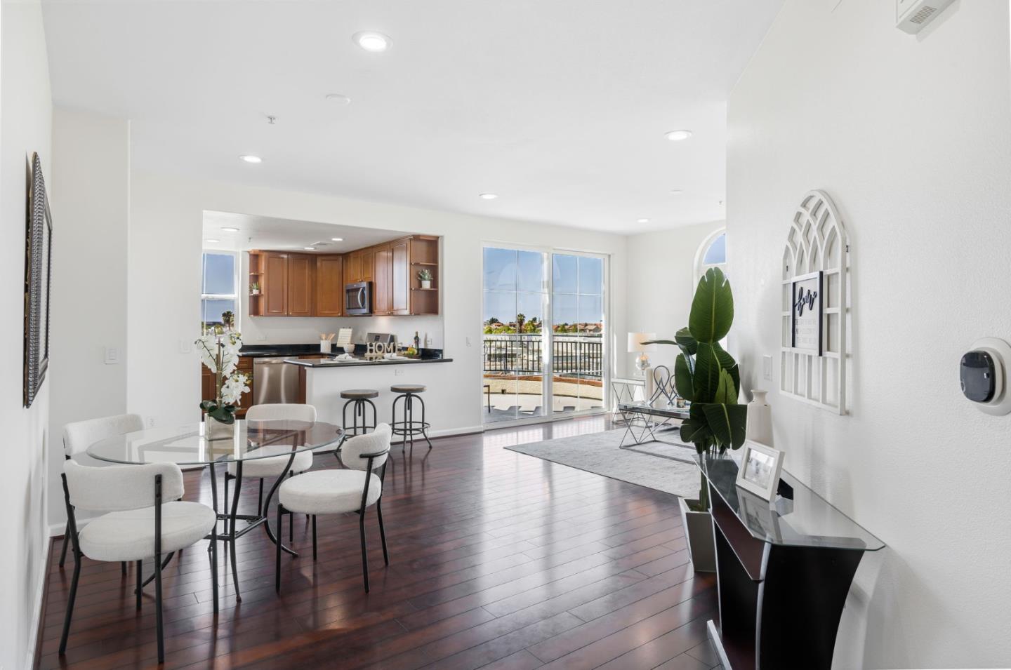 Detail Gallery Image 11 of 48 For 800 S Abel St #403,  Milpitas,  CA 95035 - 3 Beds | 2 Baths