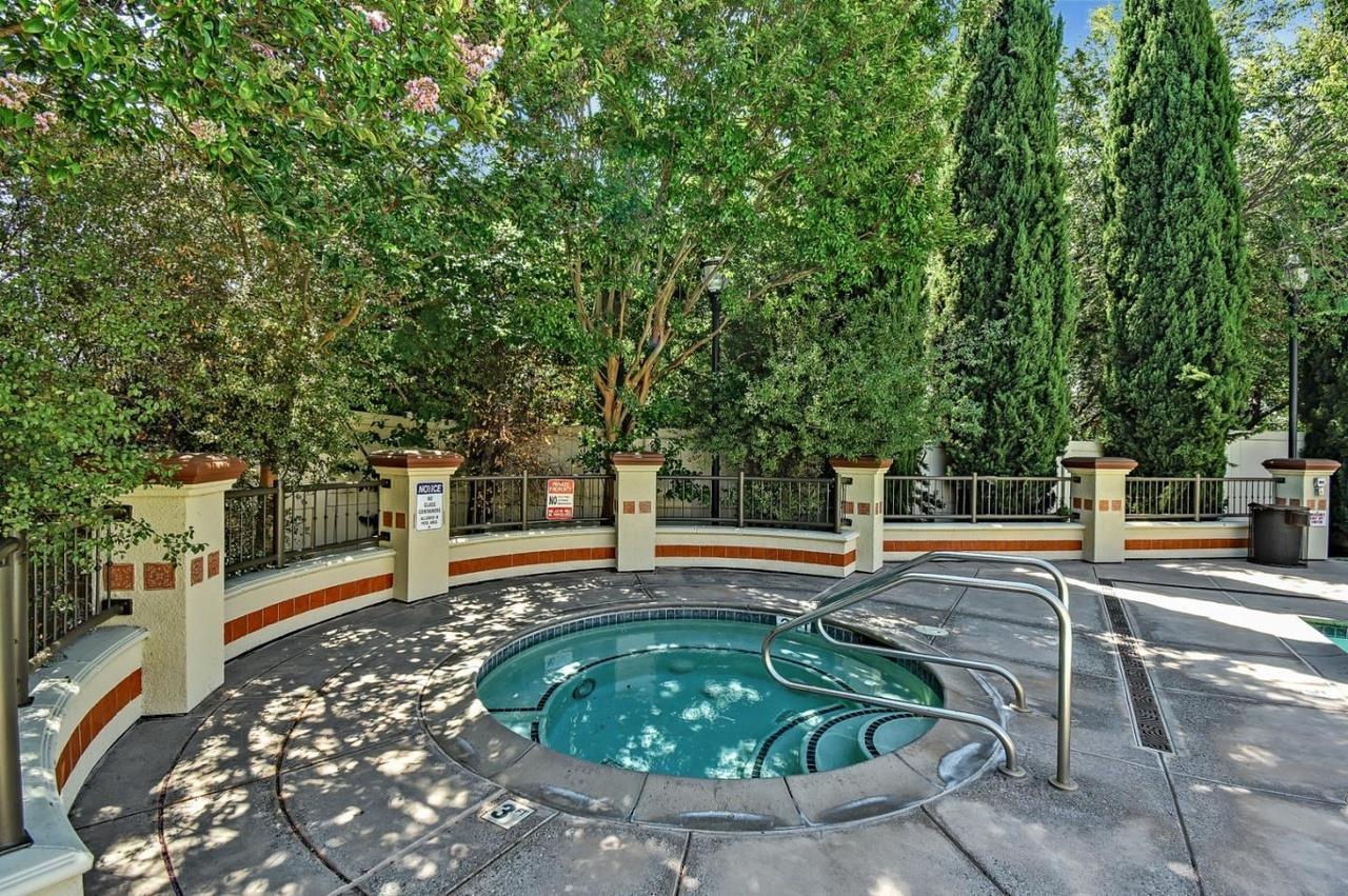 Detail Gallery Image 40 of 48 For 800 S Abel St #403,  Milpitas,  CA 95035 - 3 Beds | 2 Baths