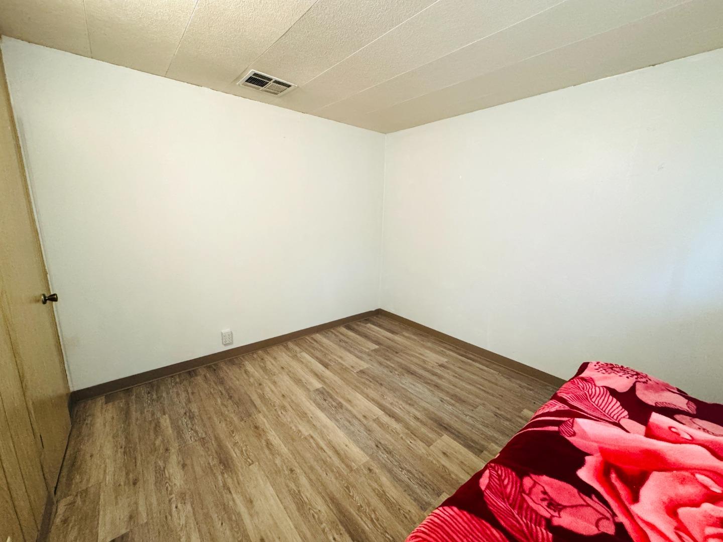 Detail Gallery Image 12 of 15 For 192 Hawaii Cir #192,  Union City,  CA 94587 - 2 Beds | 2 Baths