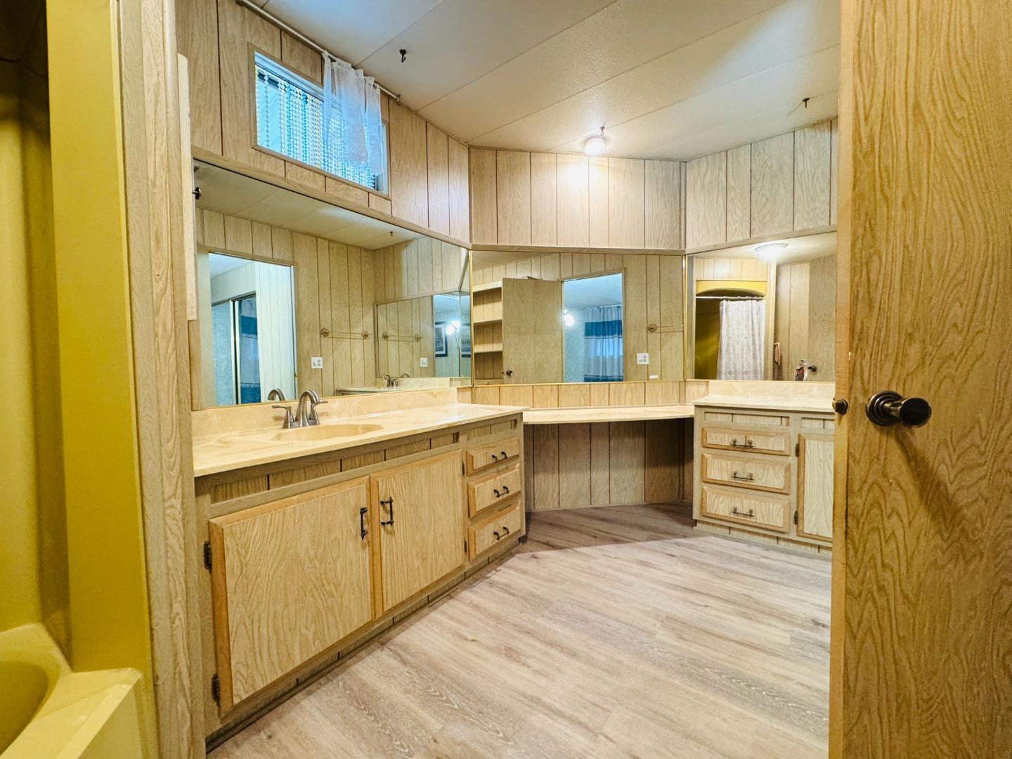 Detail Gallery Image 14 of 15 For 192 Hawaii Cir #192,  Union City,  CA 94587 - 2 Beds | 2 Baths