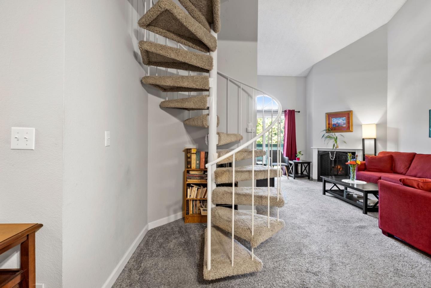 Detail Gallery Image 12 of 27 For 25930 Kay Ave #301,  Hayward,  CA 94545 - 2 Beds | 1/1 Baths