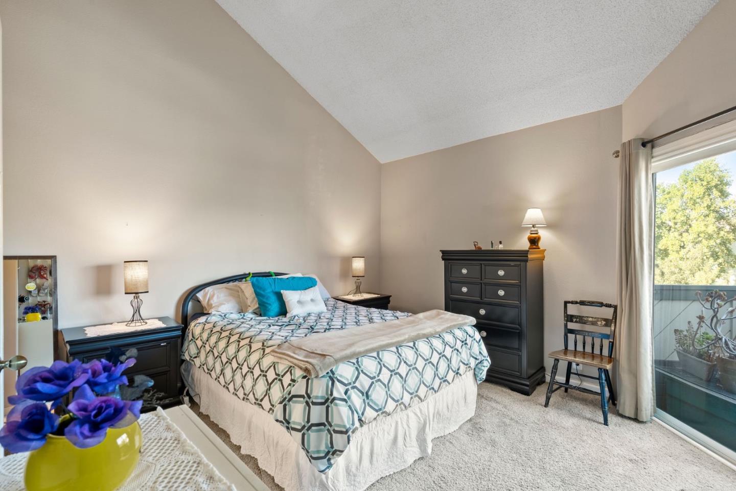 Detail Gallery Image 16 of 27 For 25930 Kay Ave #301,  Hayward,  CA 94545 - 2 Beds | 1/1 Baths