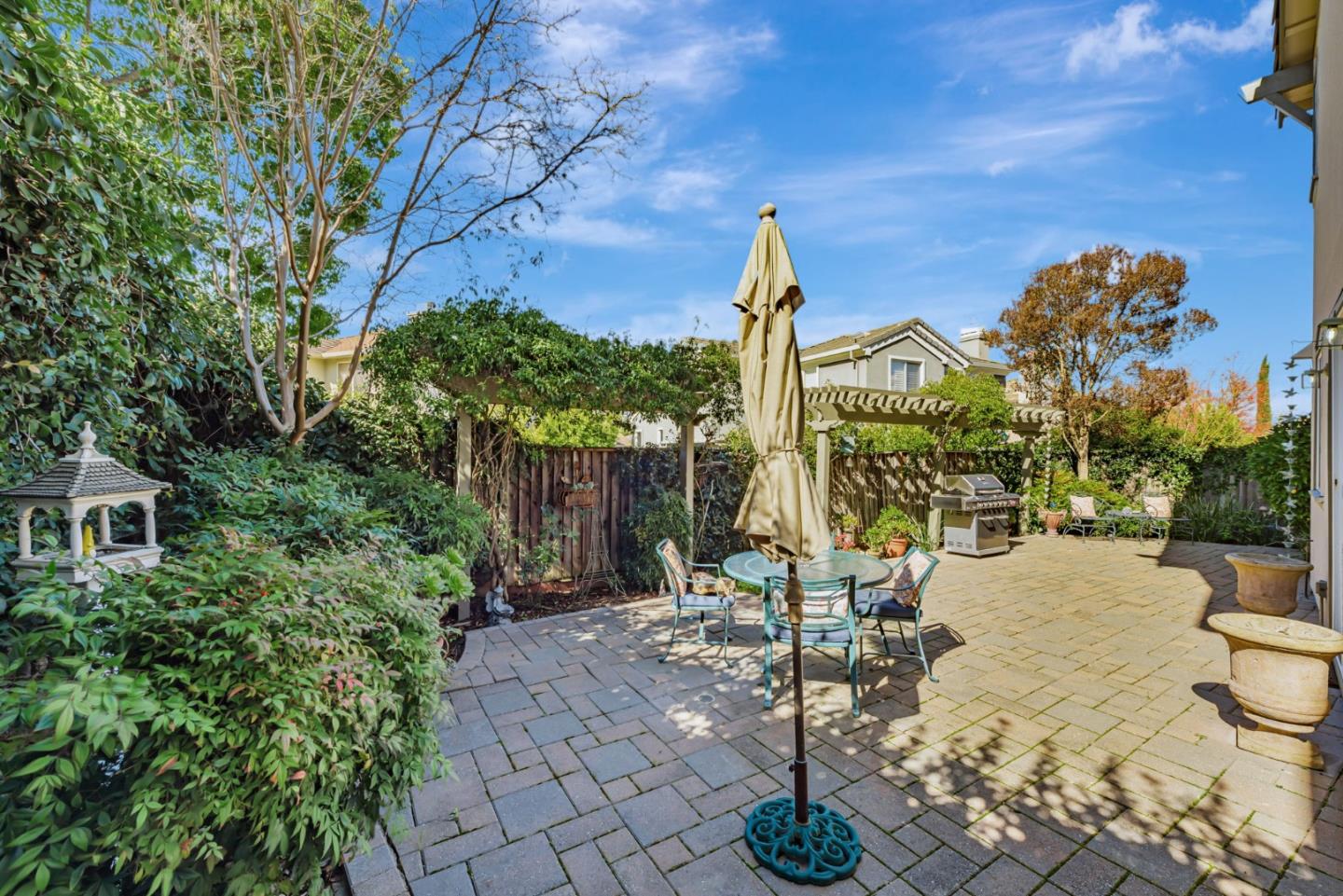 Detail Gallery Image 22 of 23 For 1584 via Campo Verde, San Jose,  CA 95120 - 5 Beds | 3 Baths