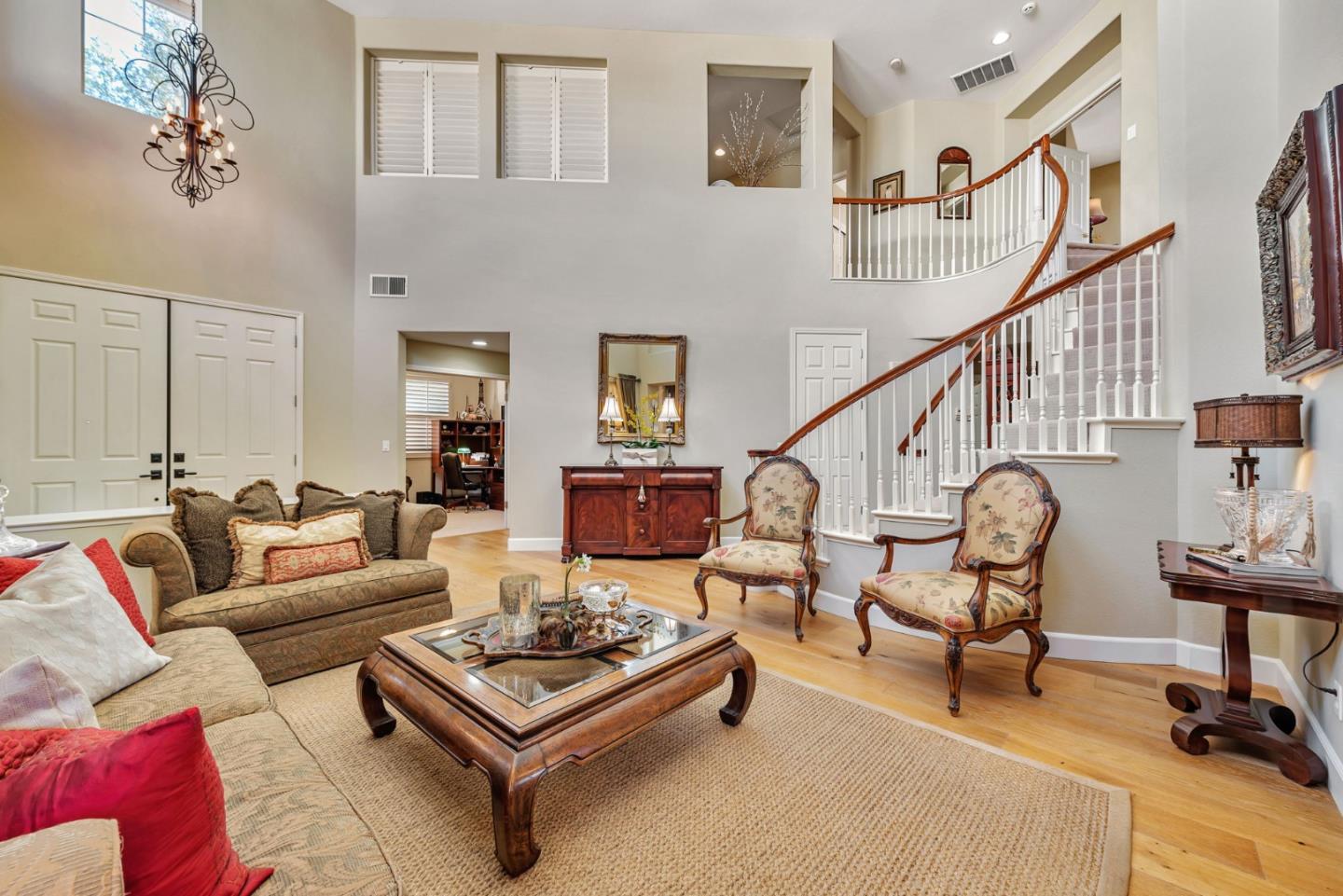 Detail Gallery Image 6 of 23 For 1584 via Campo Verde, San Jose,  CA 95120 - 5 Beds | 3 Baths