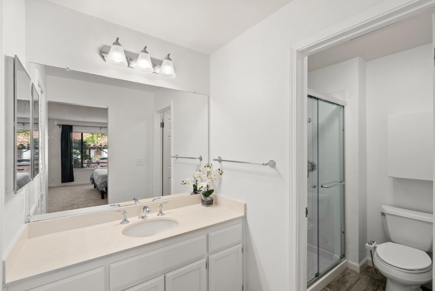 Detail Gallery Image 13 of 23 For 22012 Sevilla Rd #109,  Hayward,  CA 94541 - 2 Beds | 2 Baths