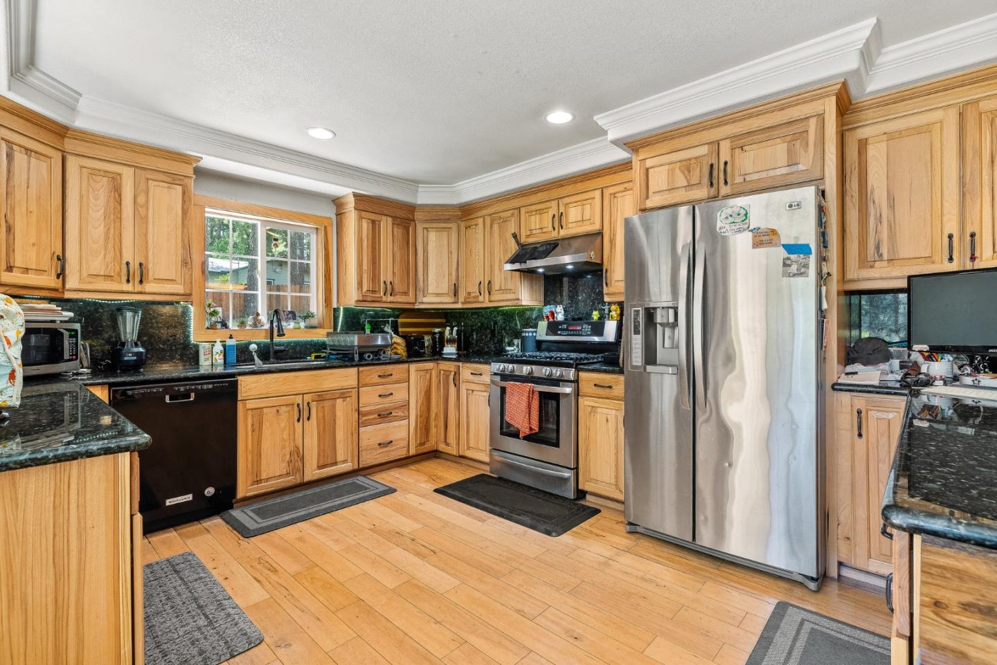 Detail Gallery Image 7 of 62 For 554 Madrona Ave, Felton,  CA 95018 - – Beds | – Baths