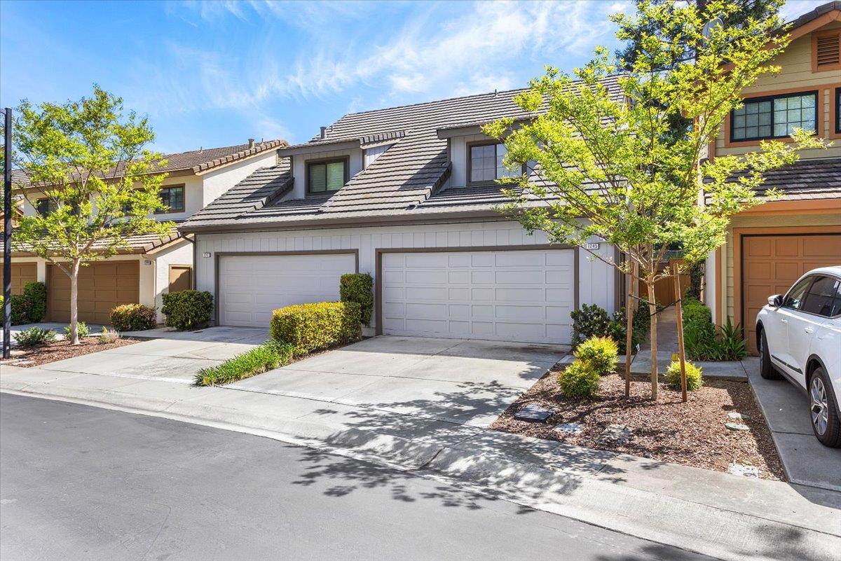 Detail Gallery Image 3 of 23 For 1245 Weibel Way, San Jose,  CA 95125 - 2 Beds | 2/1 Baths