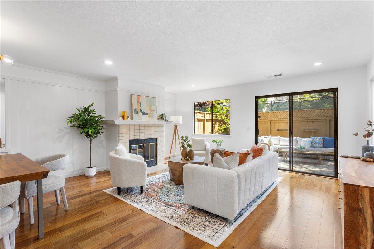 Detail Gallery Image 5 of 23 For 1245 Weibel Way, San Jose,  CA 95125 - 2 Beds | 2/1 Baths