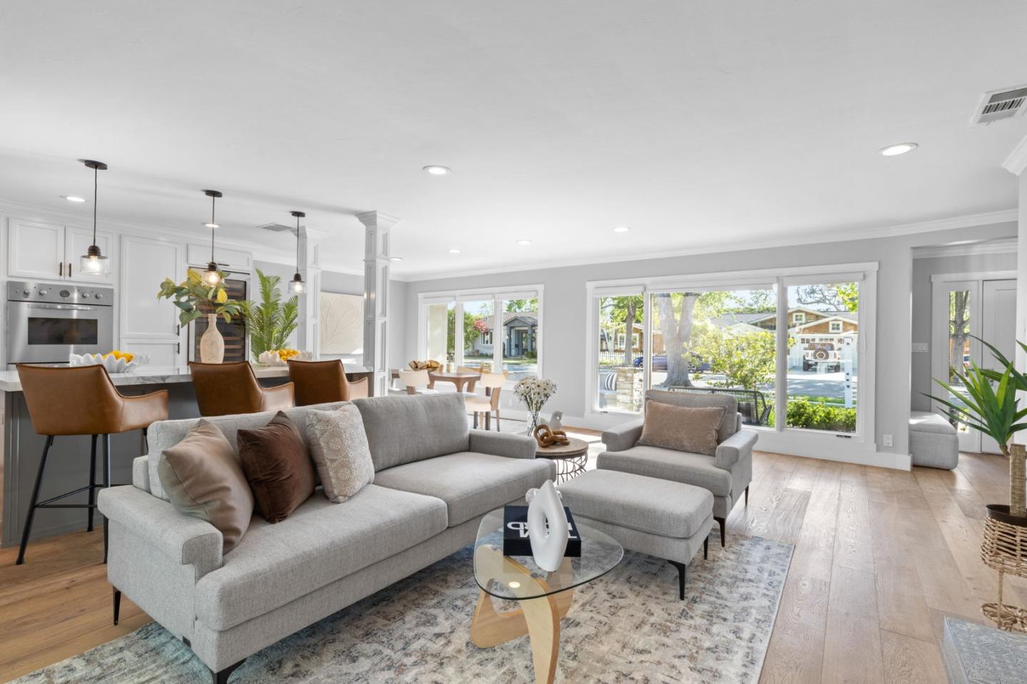 Detail Gallery Image 6 of 47 For 2524 Marsha Way, San Jose,  CA 95125 - 4 Beds | 3 Baths