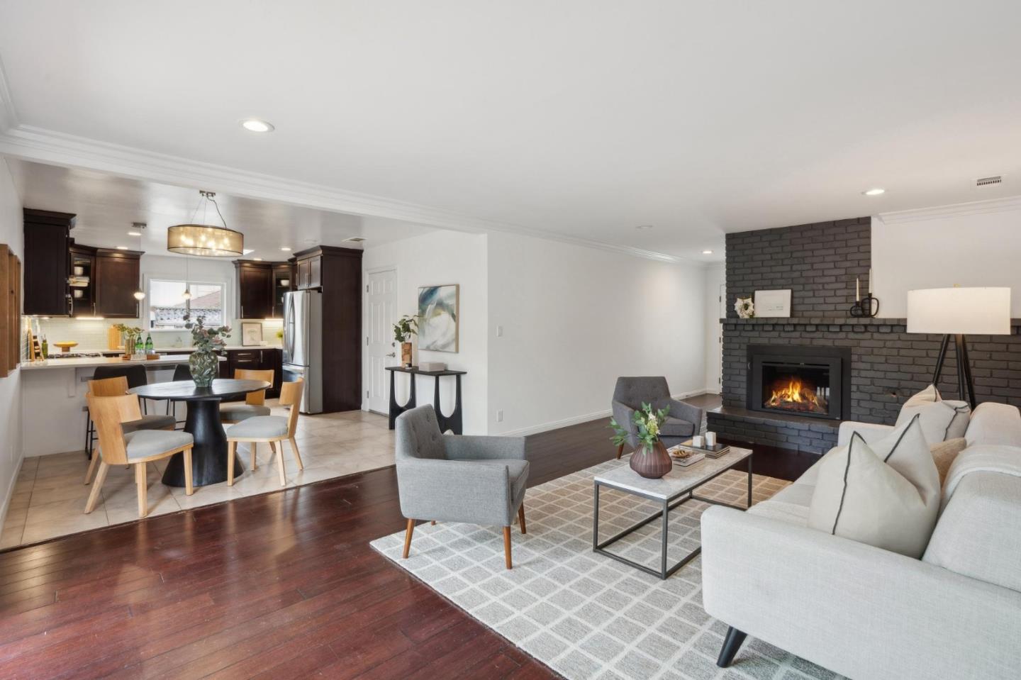 Detail Gallery Image 11 of 37 For 907 Third Ave, Half Moon Bay,  CA 94019 - 3 Beds | 2 Baths
