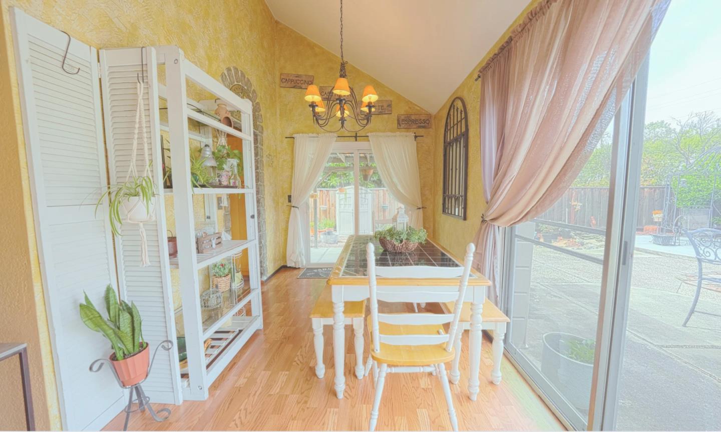 Detail Gallery Image 12 of 48 For 2280 Zoria Cir, San Jose,  CA 95131 - 4 Beds | 2 Baths