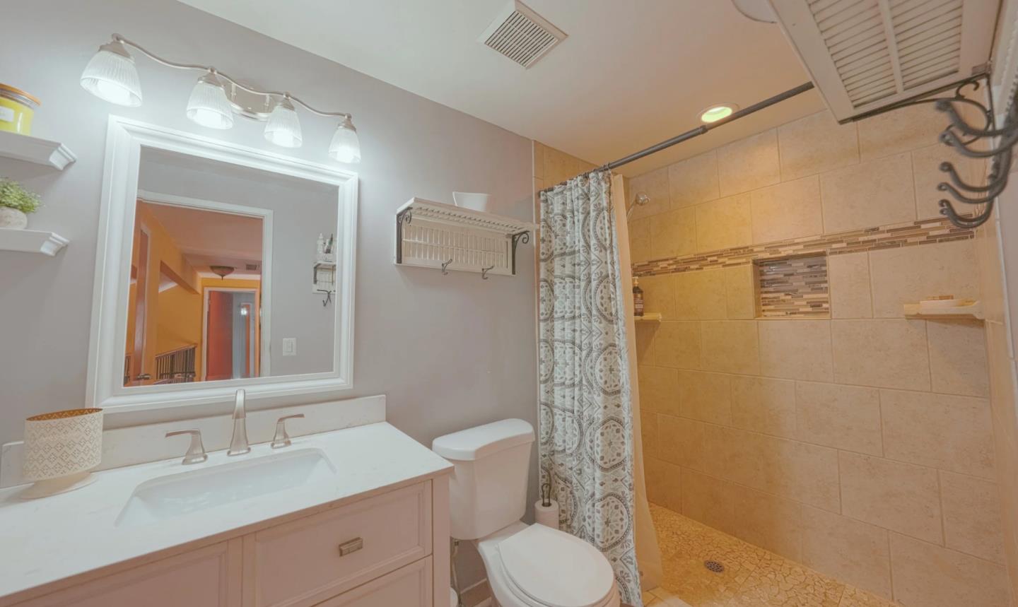 Detail Gallery Image 35 of 48 For 2280 Zoria Cir, San Jose,  CA 95131 - 4 Beds | 2 Baths