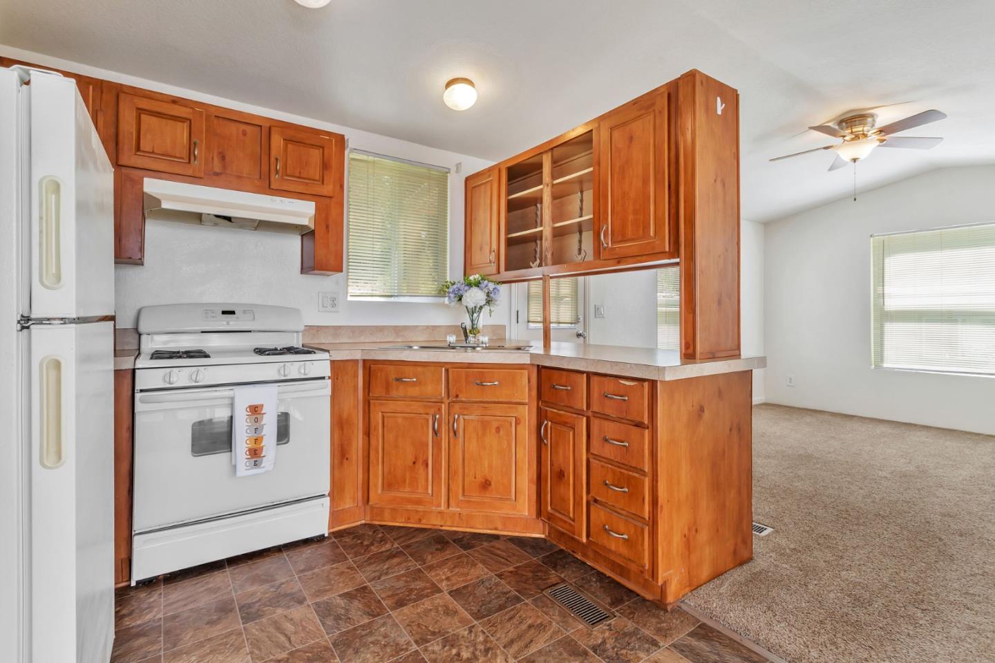 Detail Gallery Image 10 of 40 For 265 Brown Gables Rd #18,  Ben Lomond,  CA 95005 - 1 Beds | 1 Baths
