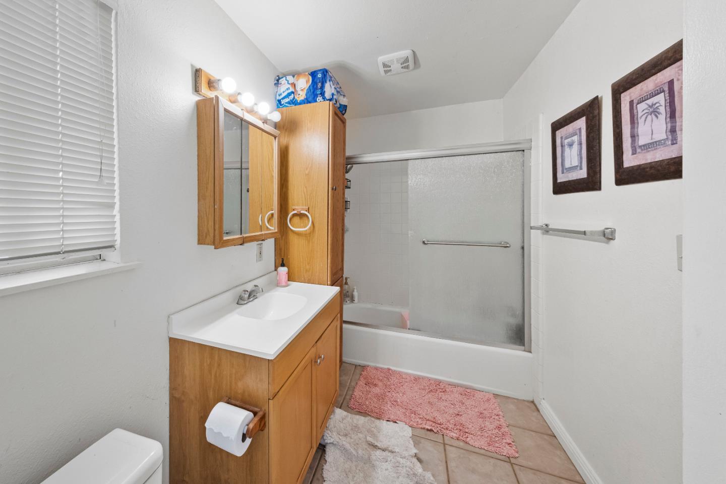 Detail Gallery Image 11 of 16 For 586 Monterey Rd, Morgan Hill,  CA 95037 - 3 Beds | 1 Baths