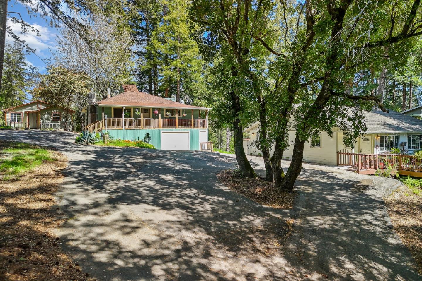Detail Gallery Image 1 of 62 For 554 Madrona Ave, Felton,  CA 95018 - 6 Beds | 4 Baths