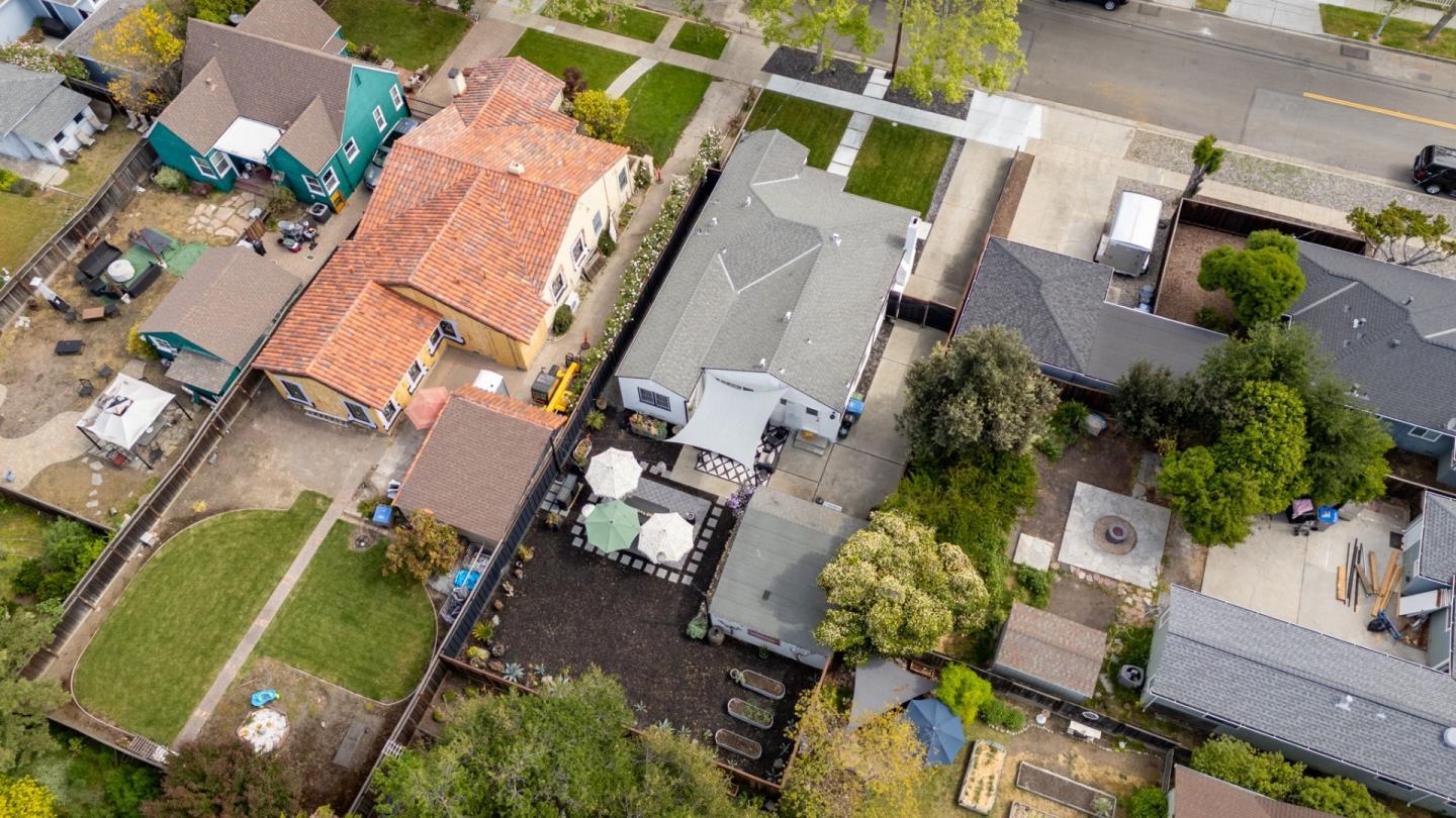 Detail Gallery Image 36 of 44 For 717 Elm St, San Jose,  CA 95126 - 3 Beds | 1/1 Baths