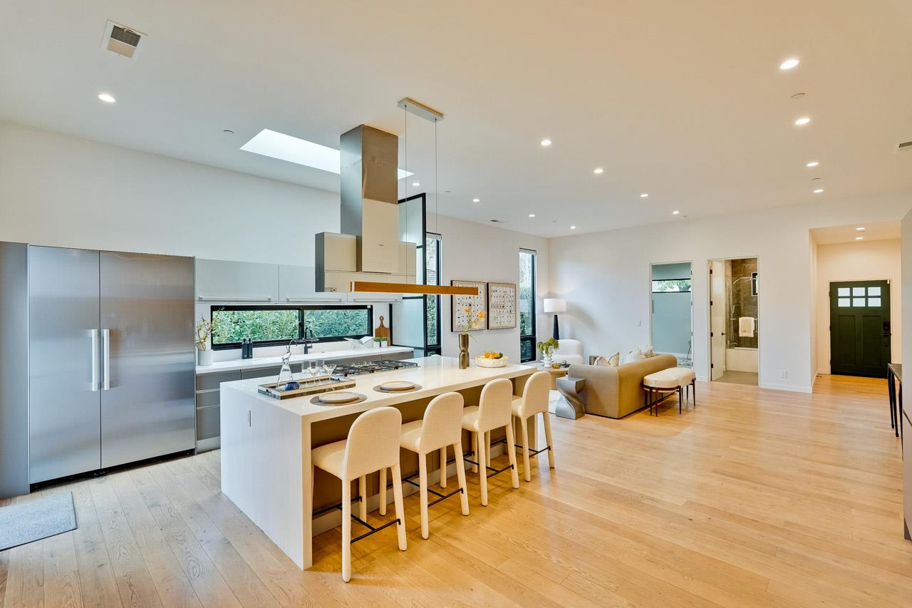Detail Gallery Image 10 of 61 For 775 Garland Dr, Palo Alto,  CA 94303 - 4 Beds | 3 Baths