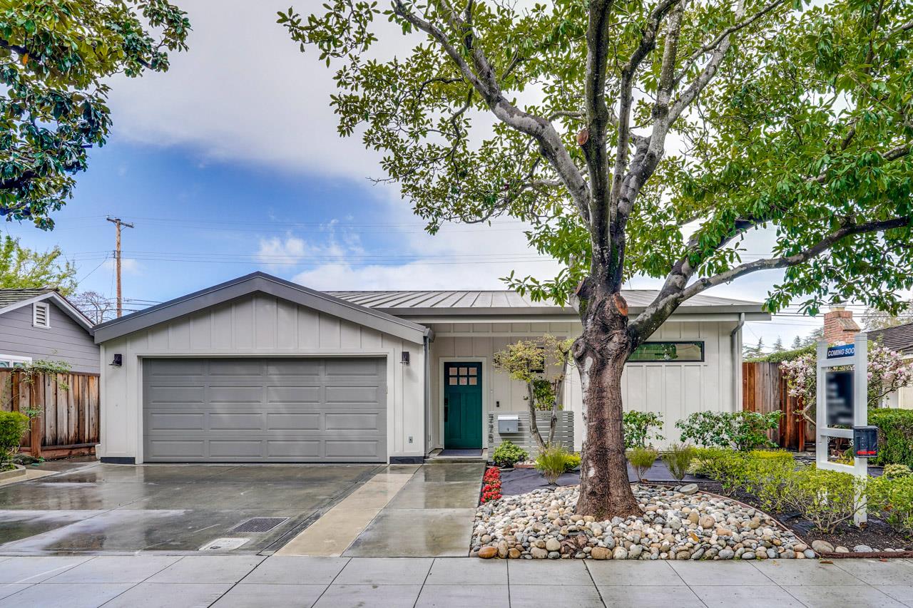 Detail Gallery Image 2 of 61 For 775 Garland Dr, Palo Alto,  CA 94303 - 4 Beds | 3 Baths