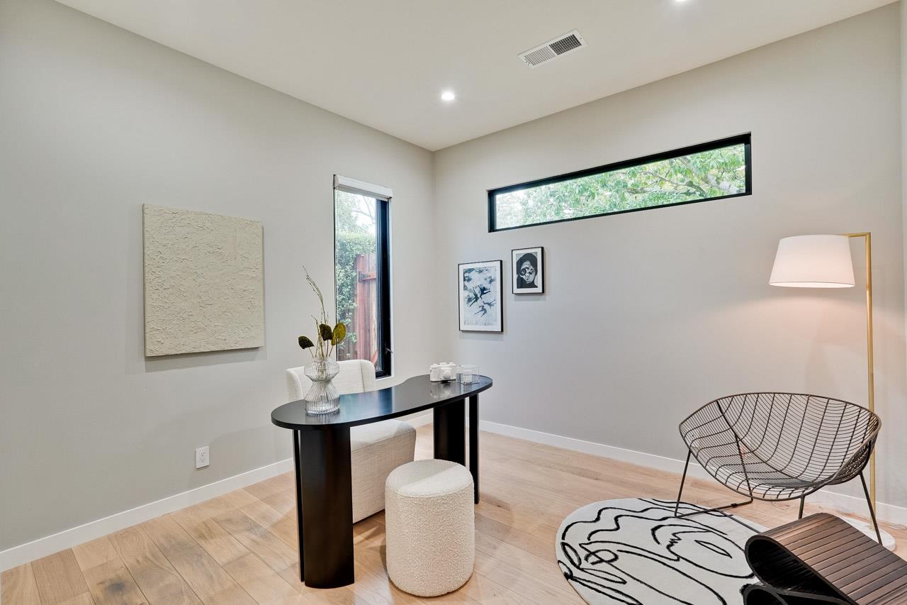 Detail Gallery Image 34 of 61 For 775 Garland Dr, Palo Alto,  CA 94303 - 4 Beds | 3 Baths