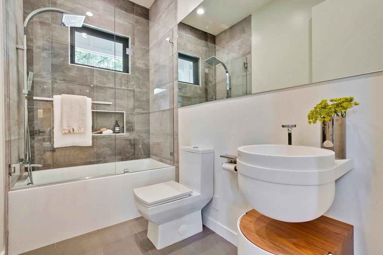 Detail Gallery Image 46 of 61 For 775 Garland Dr, Palo Alto,  CA 94303 - 4 Beds | 3 Baths