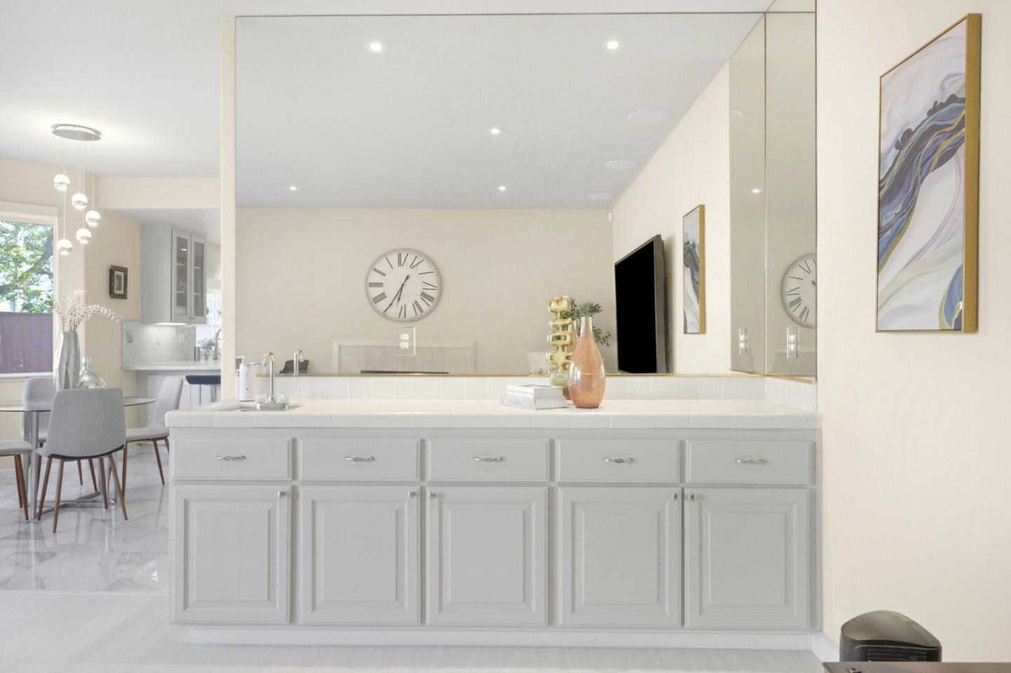 Detail Gallery Image 28 of 76 For 1252 Montcourse Ln, San Jose,  CA 95131 - 4 Beds | 2/1 Baths