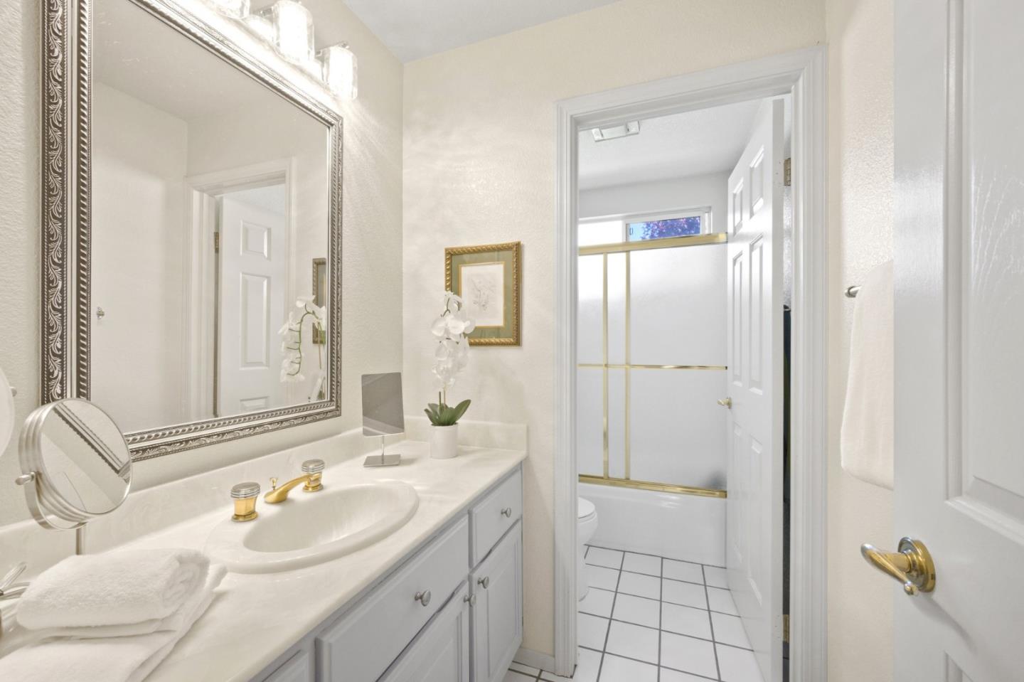 Detail Gallery Image 51 of 76 For 1252 Montcourse Ln, San Jose,  CA 95131 - 4 Beds | 2/1 Baths