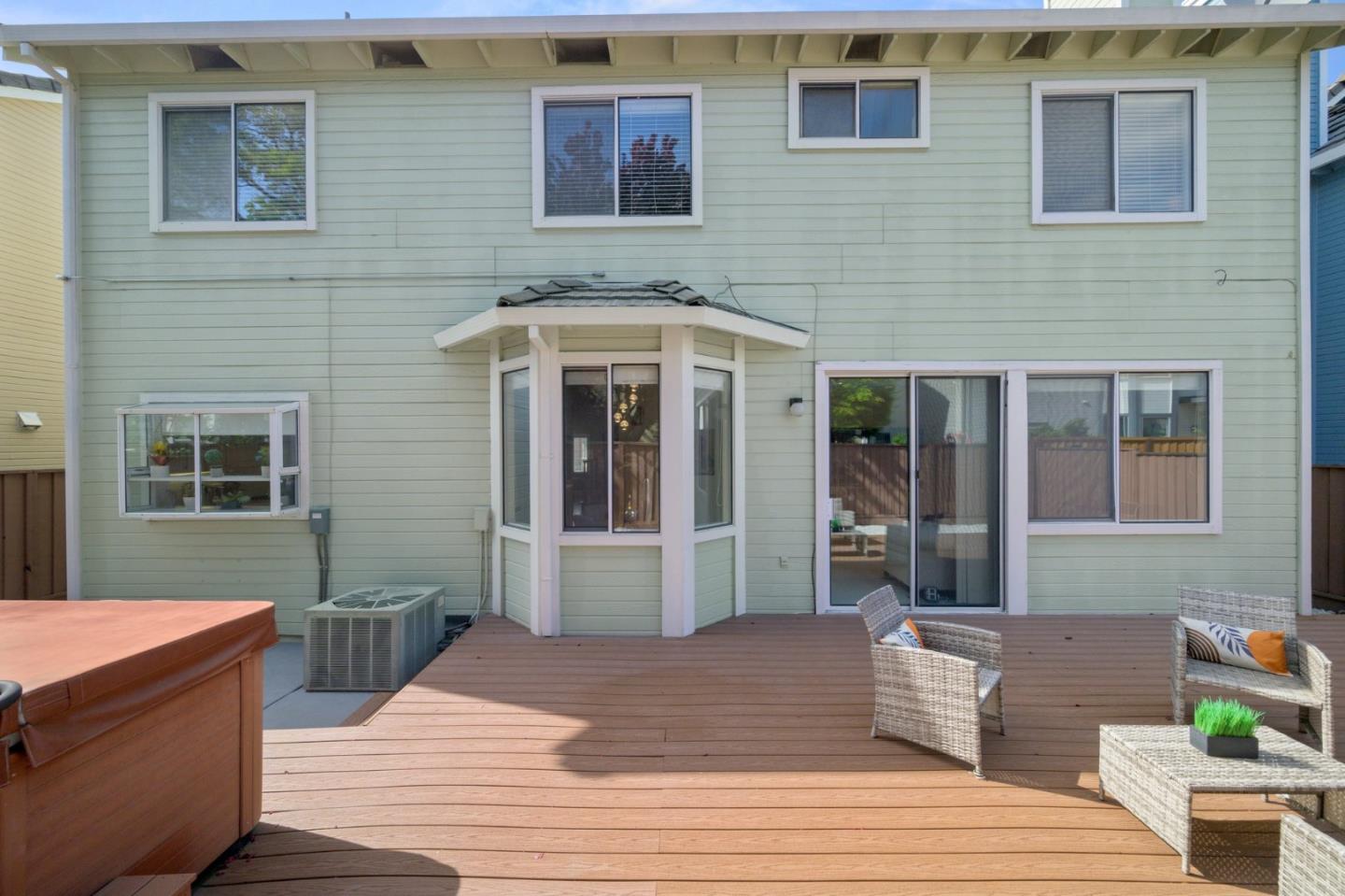 Detail Gallery Image 62 of 76 For 1252 Montcourse Ln, San Jose,  CA 95131 - 4 Beds | 2/1 Baths