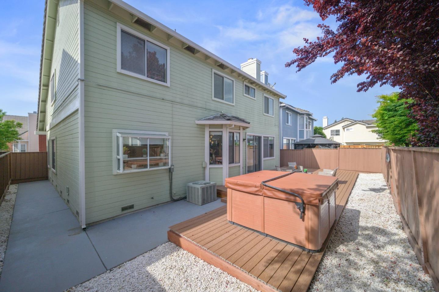 Detail Gallery Image 66 of 76 For 1252 Montcourse Ln, San Jose,  CA 95131 - 4 Beds | 2/1 Baths