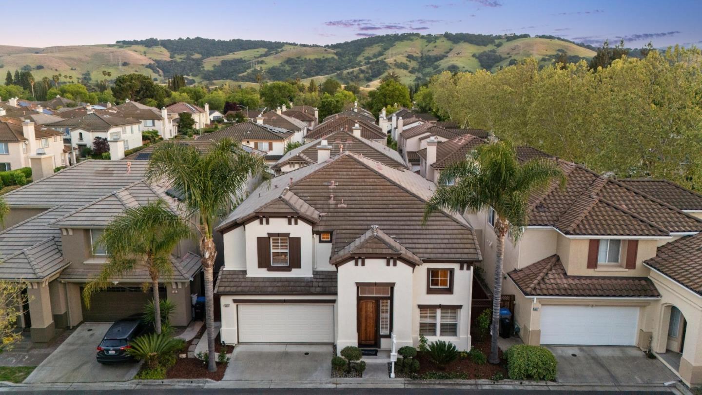 Detail Gallery Image 2 of 54 For 5931 Pala Mesa Dr, San Jose,  CA 95123 - 4 Beds | 4 Baths