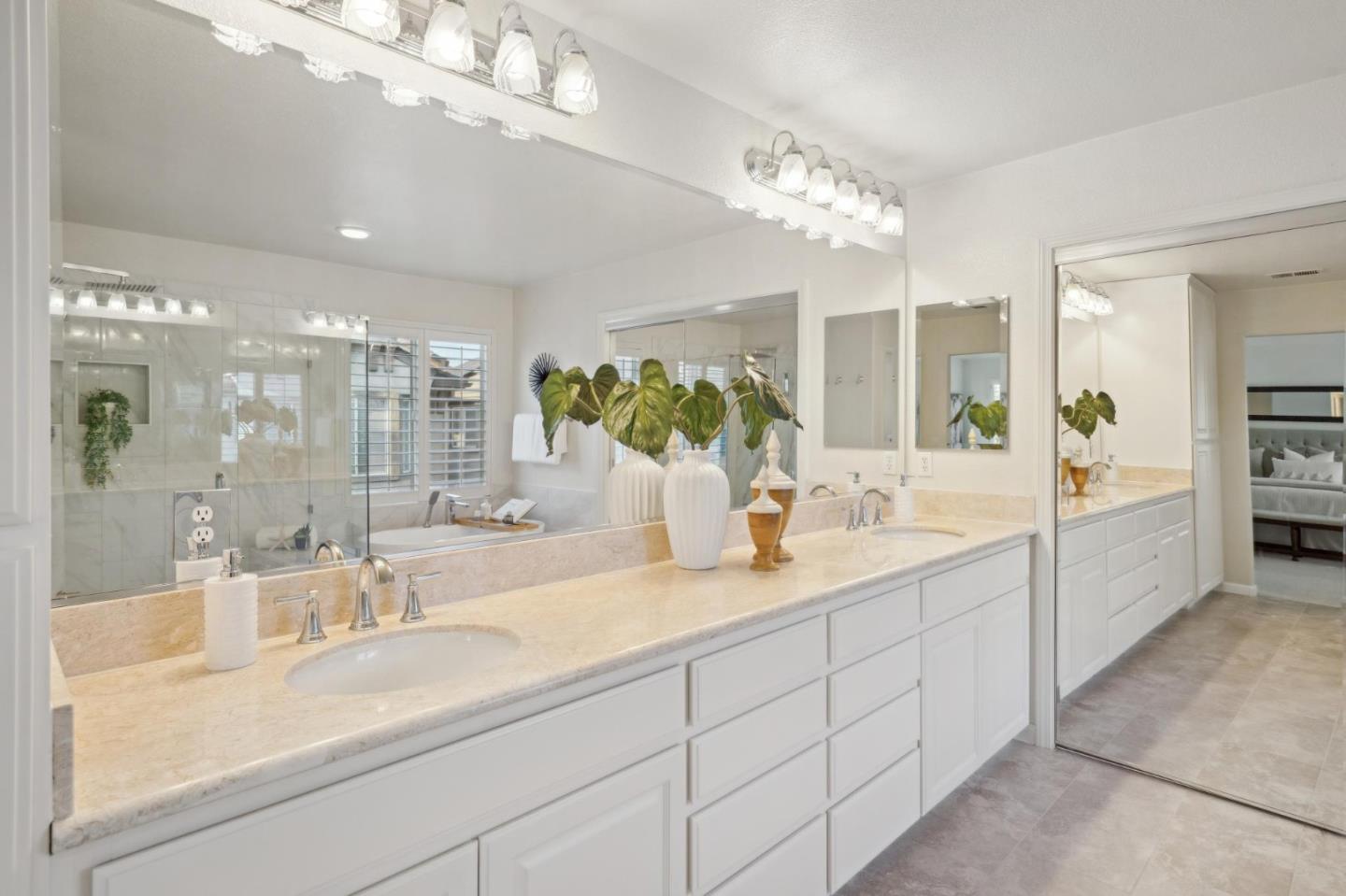 Detail Gallery Image 24 of 54 For 5931 Pala Mesa Dr, San Jose,  CA 95123 - 4 Beds | 4 Baths