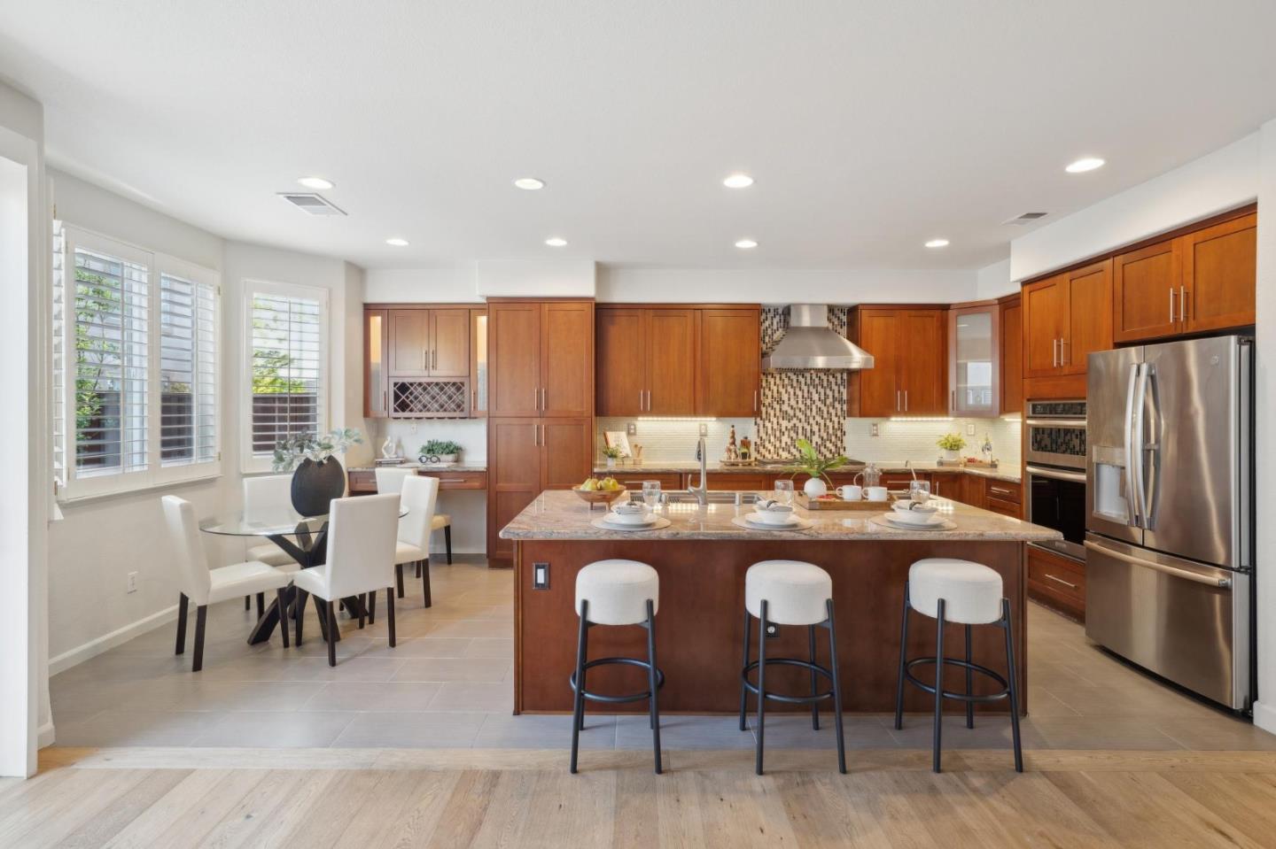 Detail Gallery Image 9 of 54 For 5931 Pala Mesa Dr, San Jose,  CA 95123 - 4 Beds | 4 Baths