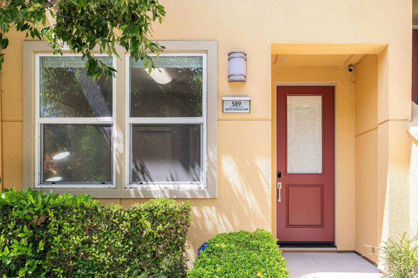 Detail Gallery Image 2 of 47 For 589 Santa Rosalia Ter, Sunnyvale,  CA 94085 - 3 Beds | 3 Baths