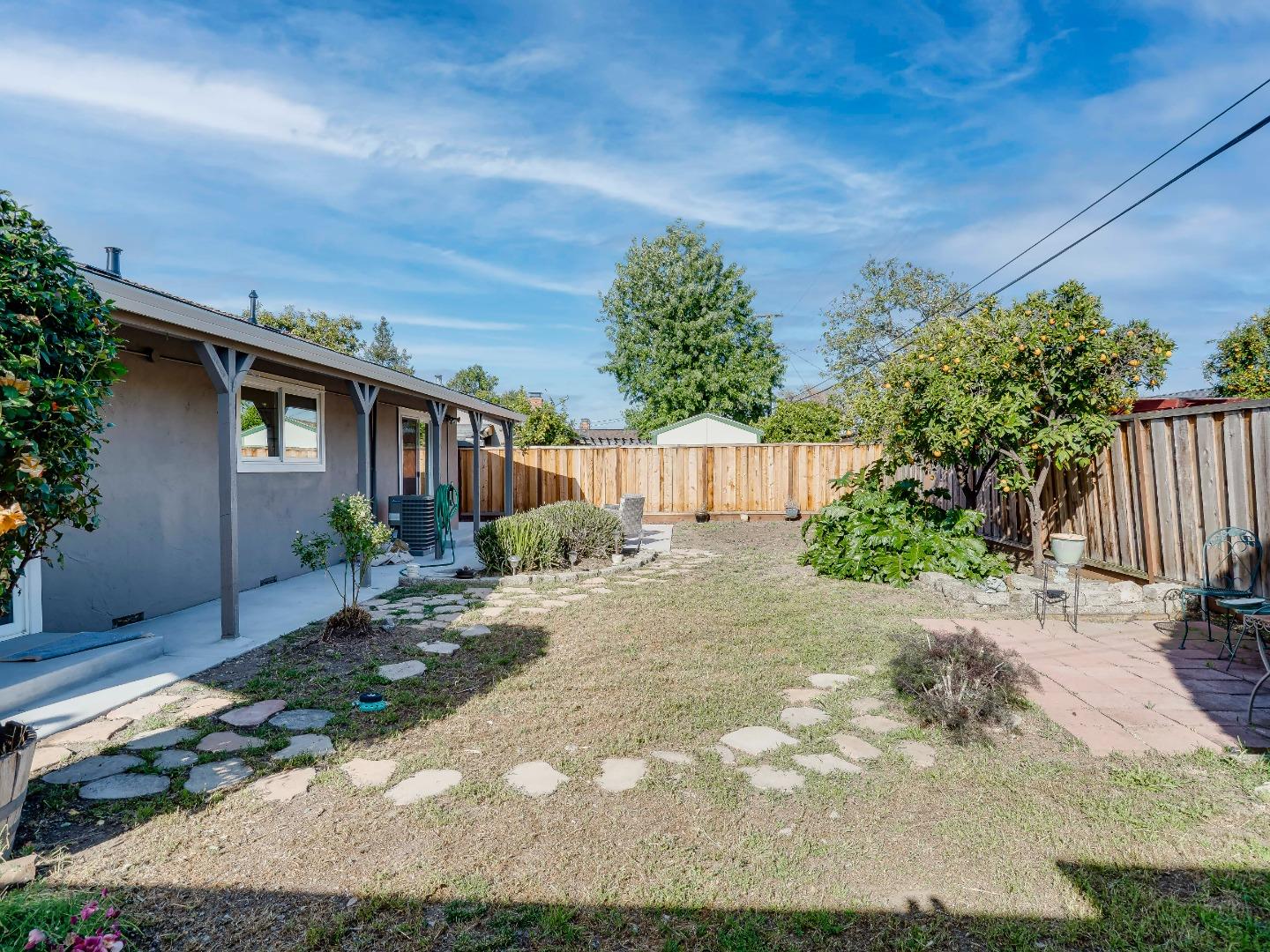 Detail Gallery Image 23 of 26 For 1450 Myrtle Ave, San Jose,  CA 95118 - 3 Beds | 2 Baths