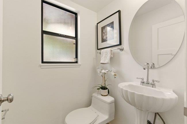 Detail Gallery Image 15 of 55 For 3642 Mcnulty Way, Redwood City,  CA 94061 - 4 Beds | 2/1 Baths