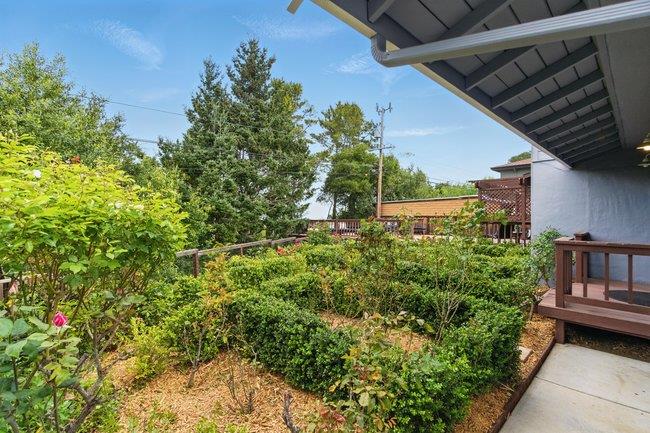 Detail Gallery Image 38 of 55 For 3642 Mcnulty Way, Redwood City,  CA 94061 - 4 Beds | 2/1 Baths