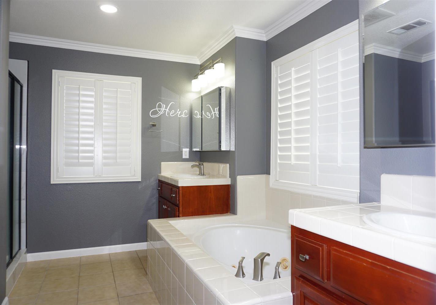Detail Gallery Image 14 of 53 For 334 Honeybell St, Los Banos,  CA 93635 - 4 Beds | 3 Baths