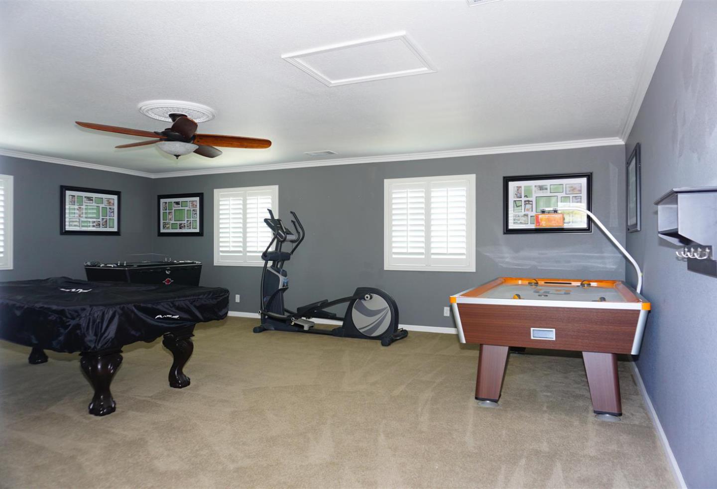 Detail Gallery Image 28 of 53 For 334 Honeybell St, Los Banos,  CA 93635 - 4 Beds | 3 Baths
