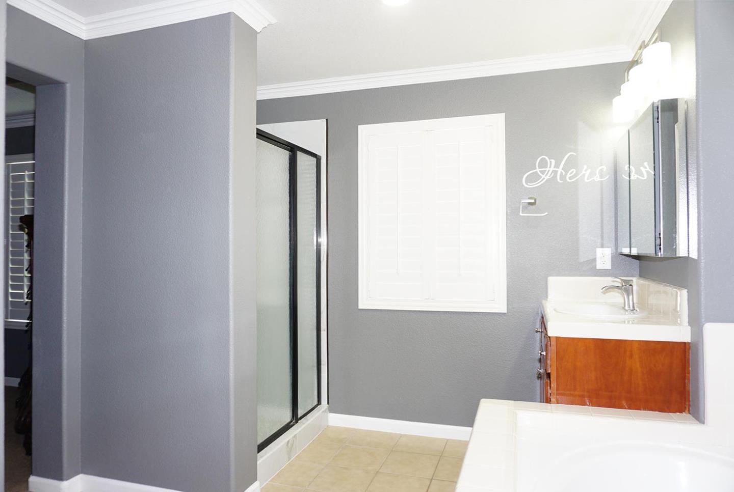 Detail Gallery Image 37 of 53 For 334 Honeybell St, Los Banos,  CA 93635 - 4 Beds | 3 Baths