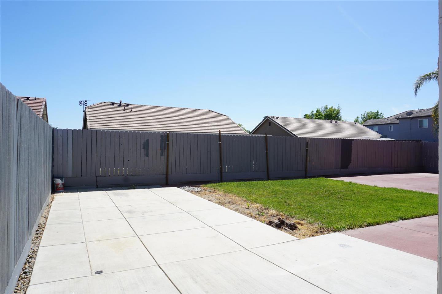 Detail Gallery Image 47 of 53 For 334 Honeybell St, Los Banos,  CA 93635 - 4 Beds | 3 Baths