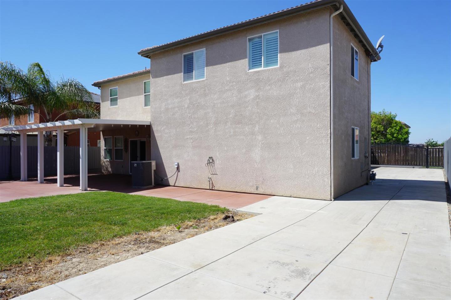 Detail Gallery Image 48 of 53 For 334 Honeybell St, Los Banos,  CA 93635 - 4 Beds | 3 Baths