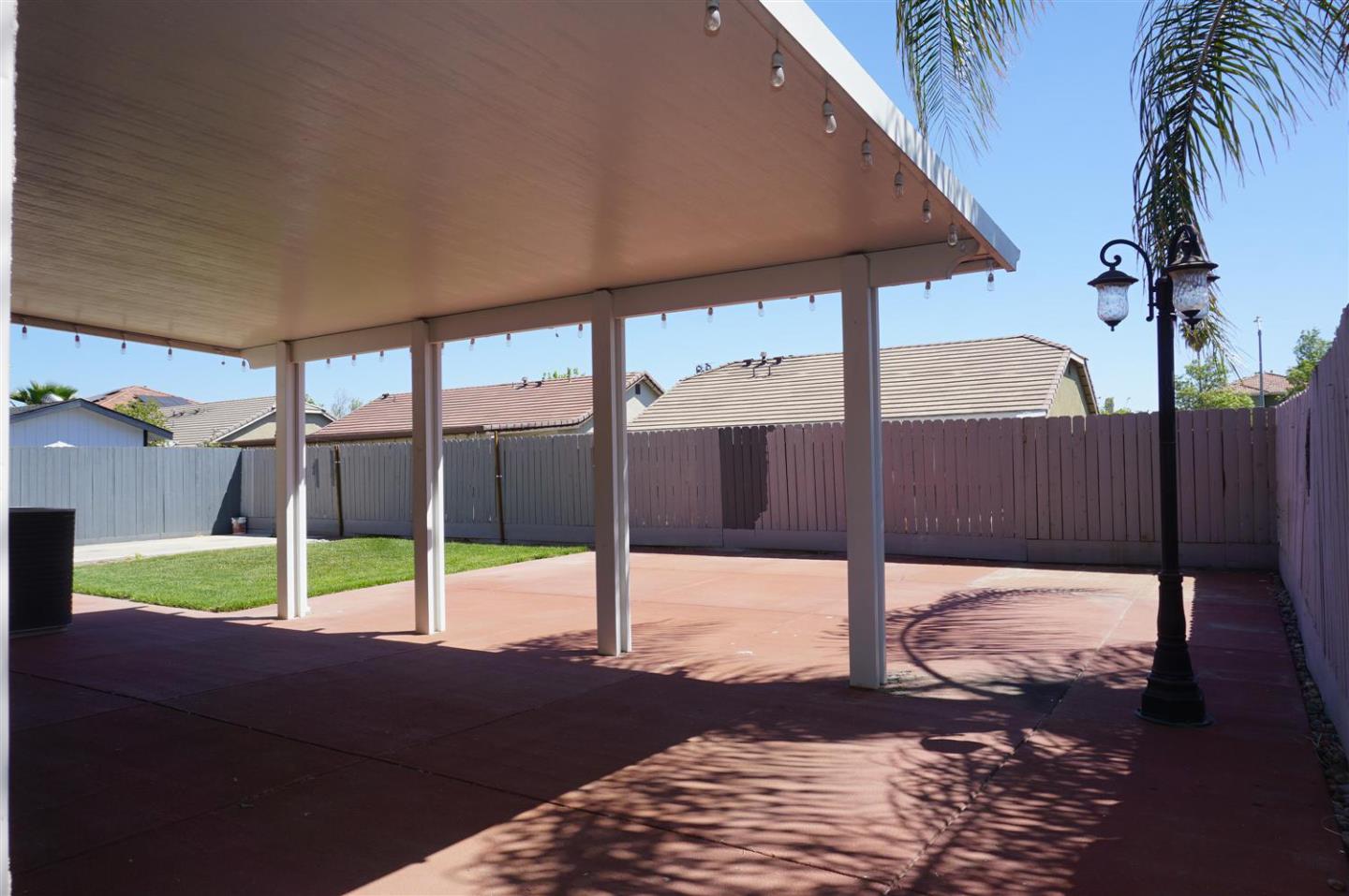 Detail Gallery Image 52 of 53 For 334 Honeybell St, Los Banos,  CA 93635 - 4 Beds | 3 Baths
