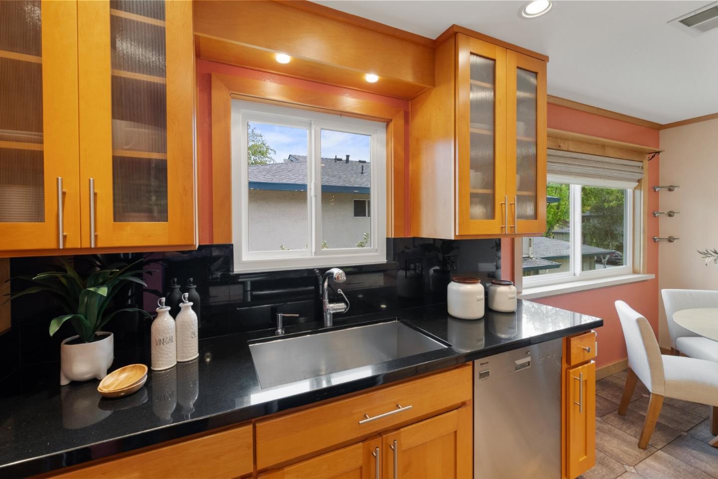 Detail Gallery Image 12 of 41 For 314 N 3rd St #4,  Campbell,  CA 95008 - 2 Beds | 1 Baths