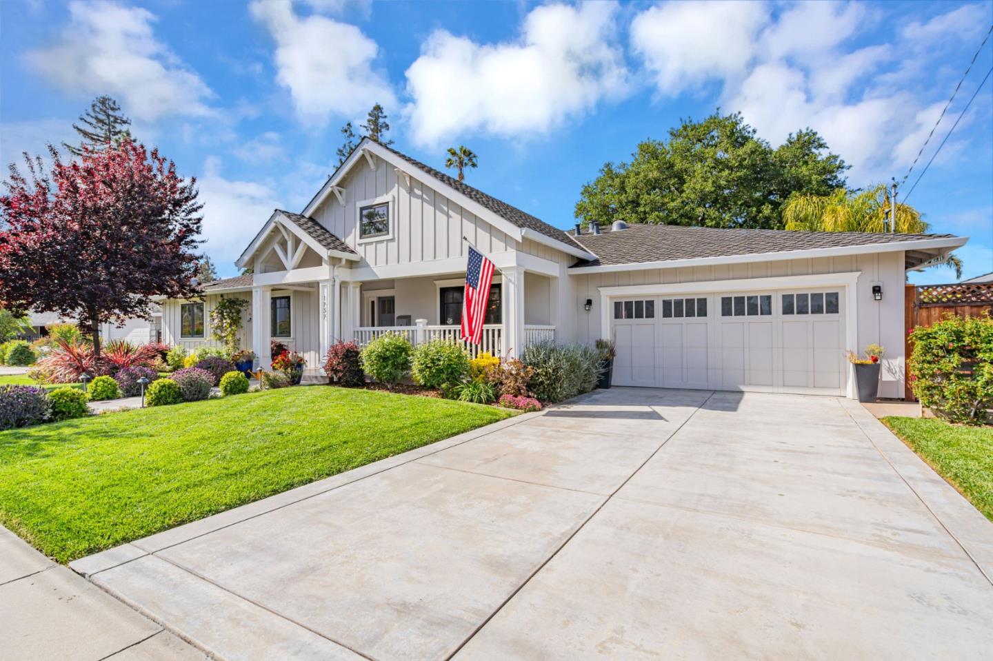 Detail Gallery Image 2 of 49 For 1737 Isabel Drive, San Jose,  CA 95125 - 4 Beds | 3 Baths